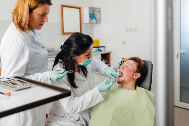 Best Emergency Tooth Extraction in Hettinger, ND